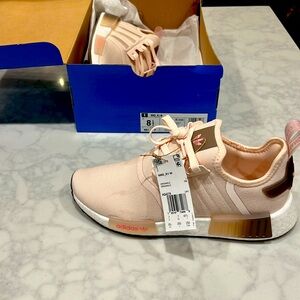 Wmns NMD_R1 'Wonder Quartz Earth Strata Women’s size 8.5